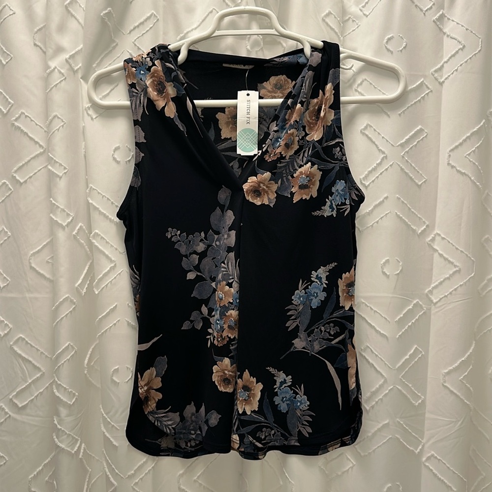 NWT stitchfix beacon blouse navy with floral print
